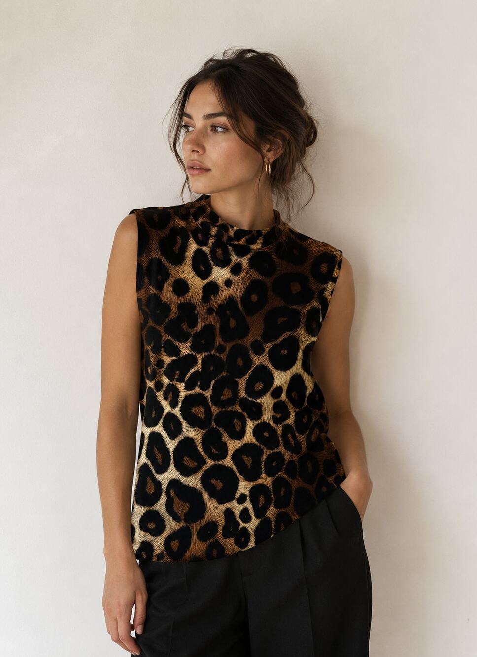 Diana Belle Leopard Print Mock Neck Top Stretch Animal Shell Brown Small